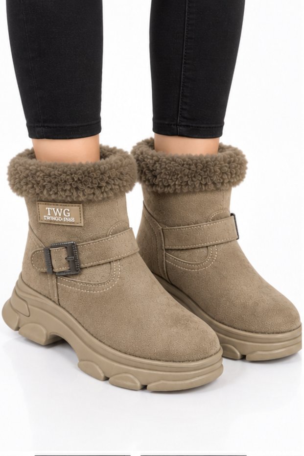 Women's nubuck ankle boots with faux fur lining, cold weather protection, and side buckle detail - kum