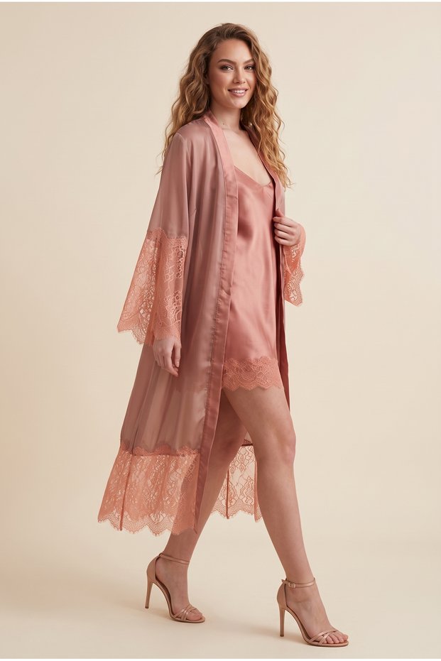 Dusty Rose Lace Detailed Dressing Gown and Nightgown Set