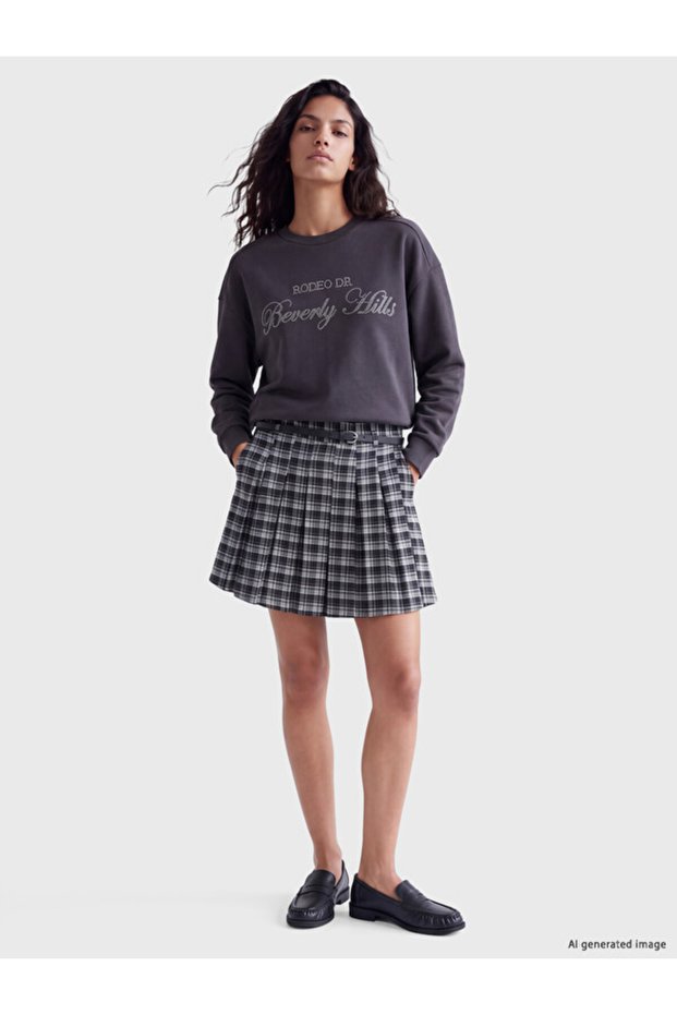Esvab • Modern & Distinctive Belted Checkered Embroidered Pleated Mini Skirt