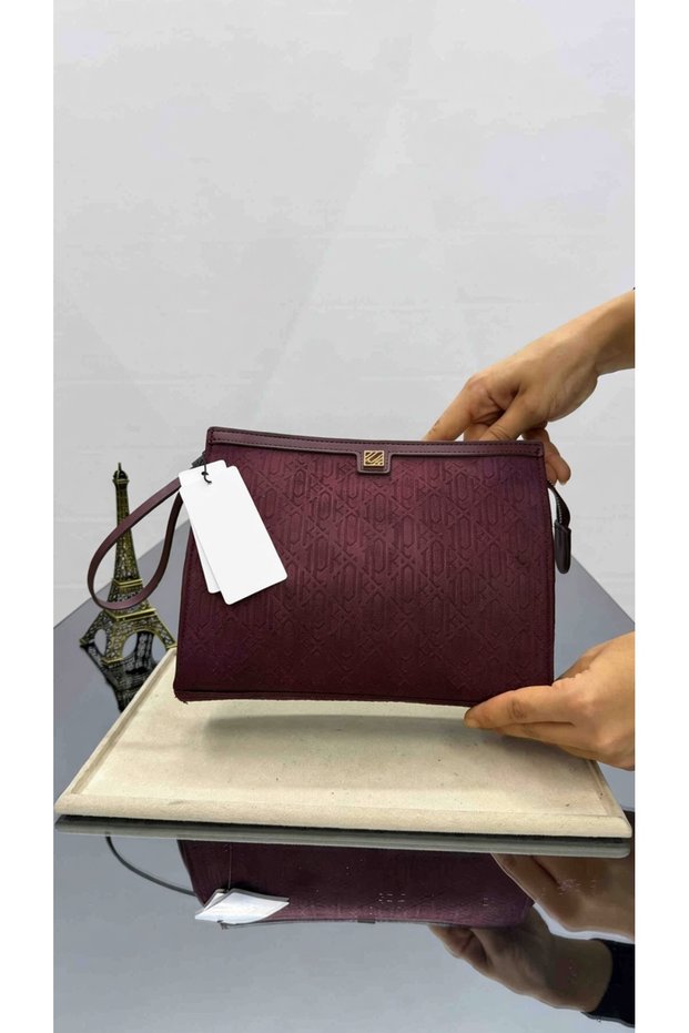 SÜET CLUTCH ÇANTA