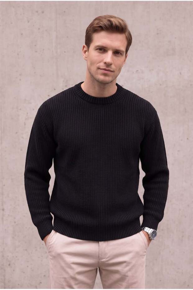 Men's black anti-pilling, non-shedding, oversized thessaloniki knit crew neck sweater