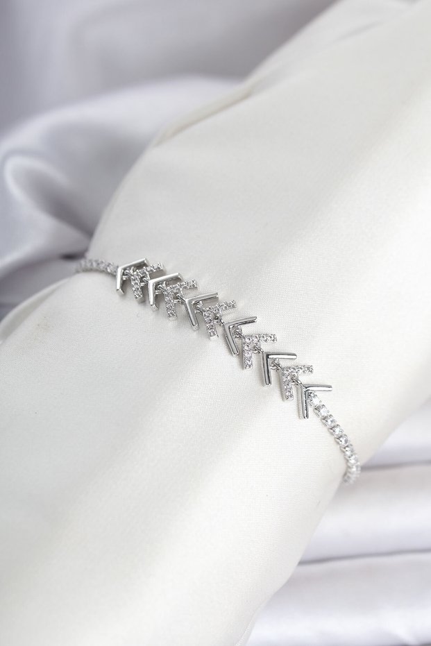 Brass Silver Color Zircon Stone Sergeant Model Waterway Women's Bracelet
