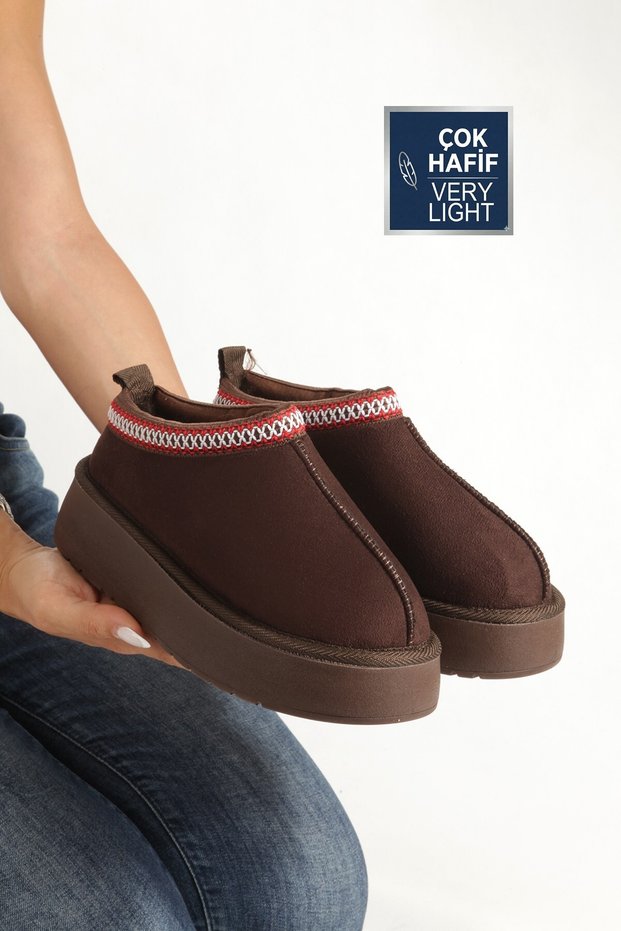 Women's Winter Slippers with Plush Suede Look on the Inside, Thick Sole, Brown Color - Fon11