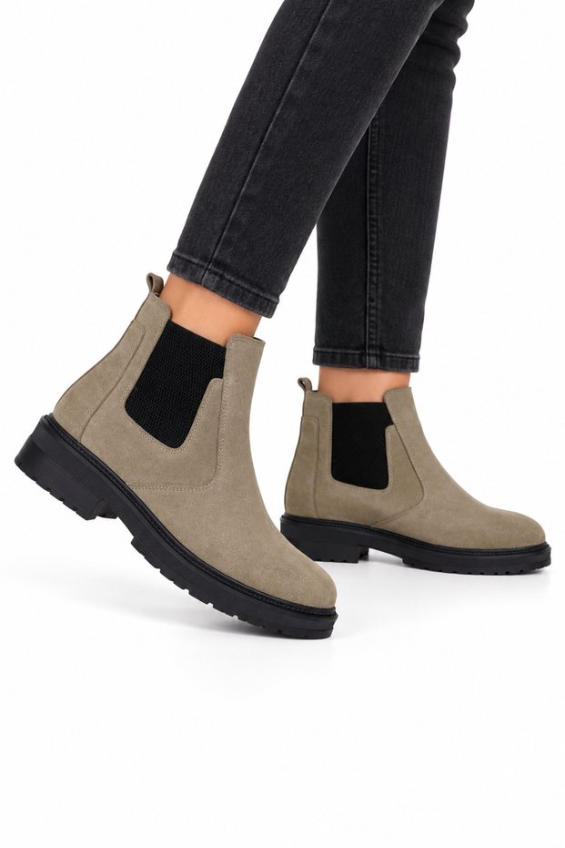 Men's Genuine Leather Warm Non-Slip Sole Boots Kum
