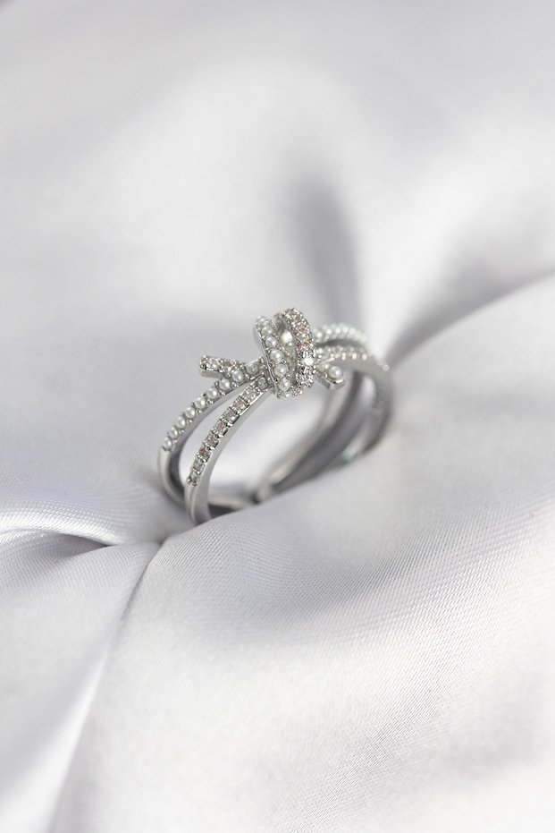 Silver Color Pearl and Zircon Stone Knot Women's Ring