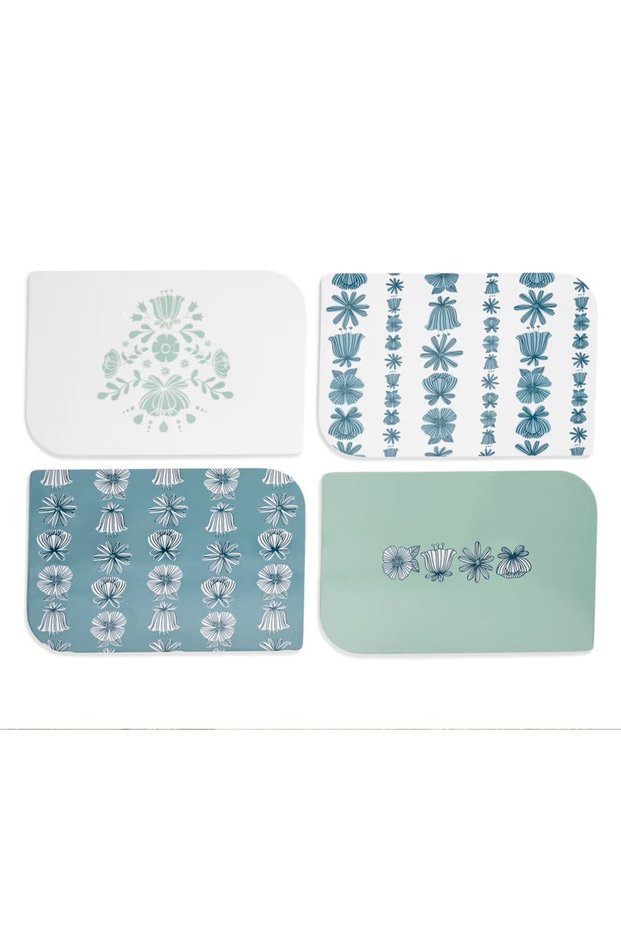 4 Pieces Melamine Breakfast Trays, Multicolor