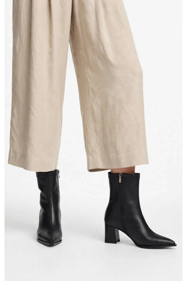 Pointed Toe Thick Heel Zipper Detailed 7 cm Women's Boots