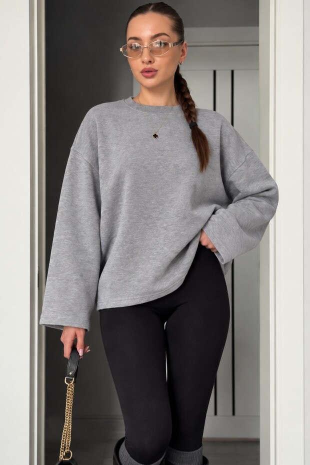 Women's Relaxed Fit Sweatshirt Basic Gray Melange – Crew Neck, 3 Thread Non-Threaded, Drop Shoulder