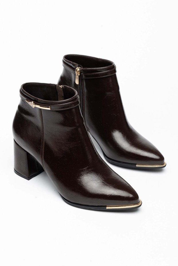 Women's Thick Heeled Boots Brown Stone Buckle Flat Tpu Metal Toe