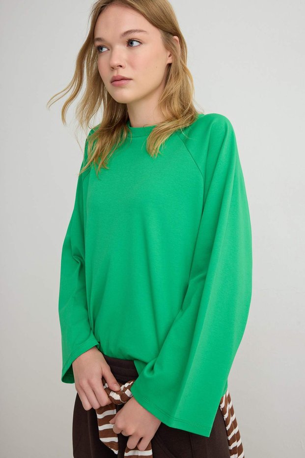 Yeşil Premium İnterlok Reglan Kol Oversize Kalıp Uzun Kollu Örme T-Shirt TWOAW27TS00001