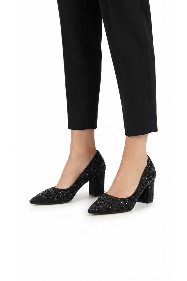 Black Women's Heeled Shoes 659.7010