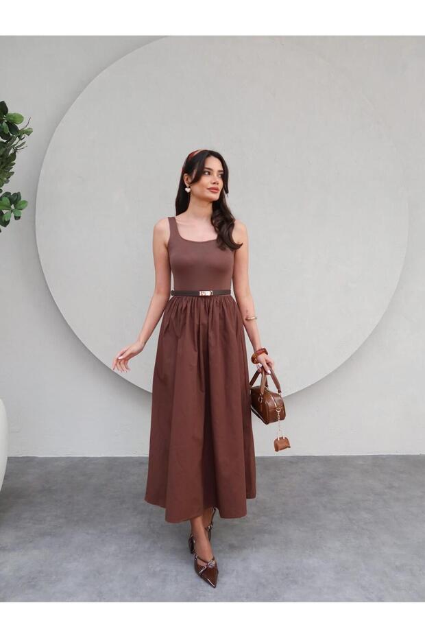 Zero Sleeve Midi Flared Skirt Dress