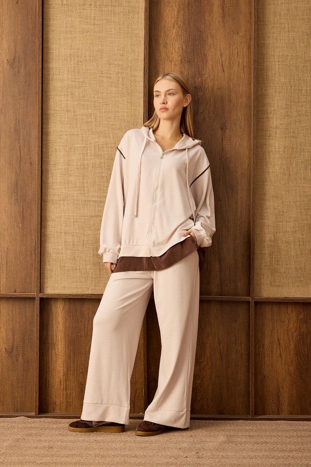 6653 - Stylish Comfortable Loose Viscose Soft Modal Fabric Peach Fabric Garnished Zippered Hooded Women's Set