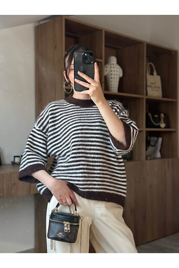 Striped Yumoş Sweater