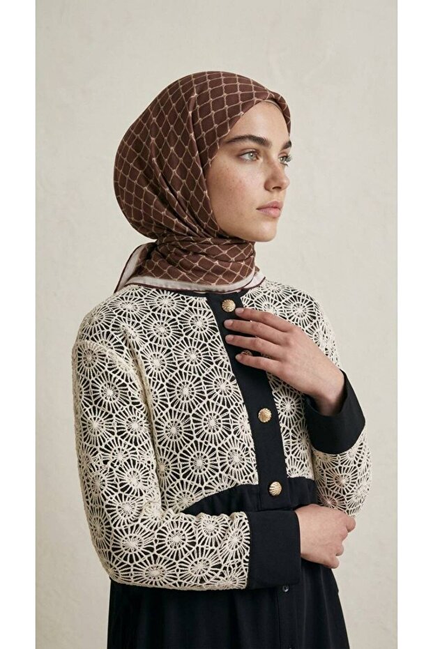 Elya Scarf