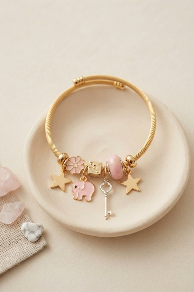 Key and Elephant Model Pink Charm Bracelet