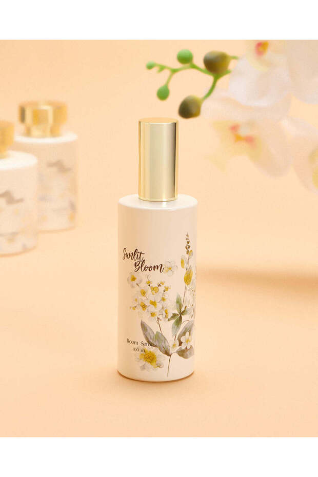 Sunlit Bloom 100ml Room Spray in Glass Bottle