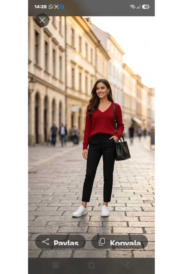 V-neck knit sweater with ribbed cuffs, standard size (36-42).