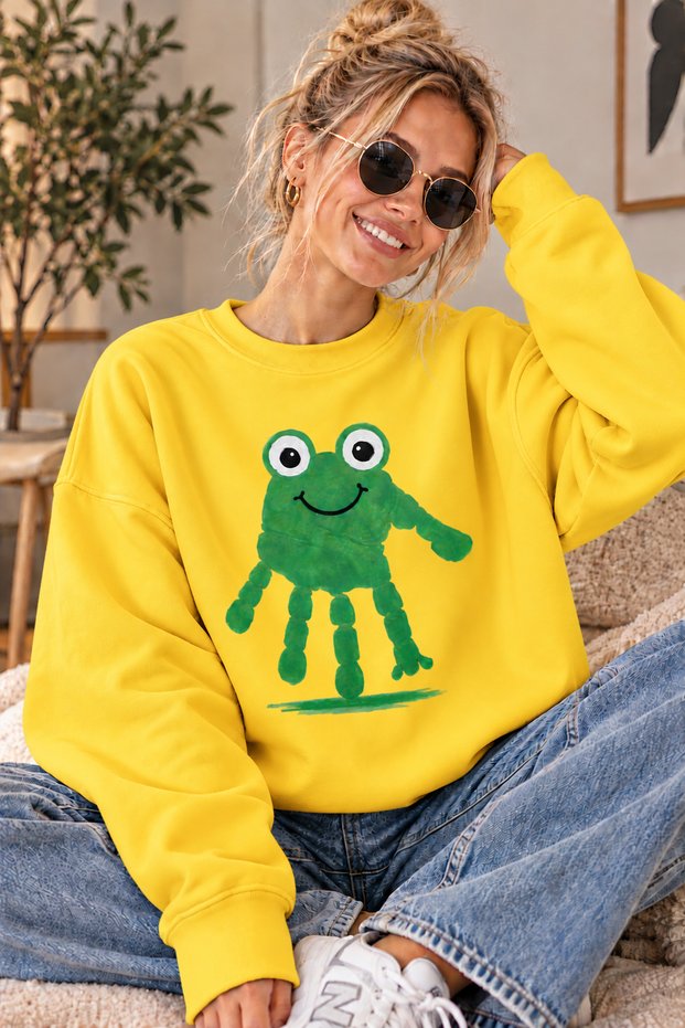 Handprint Cute Frog Printed Unisex Oversize Sweatshirt – Crew Neck Casual Sweatshirt