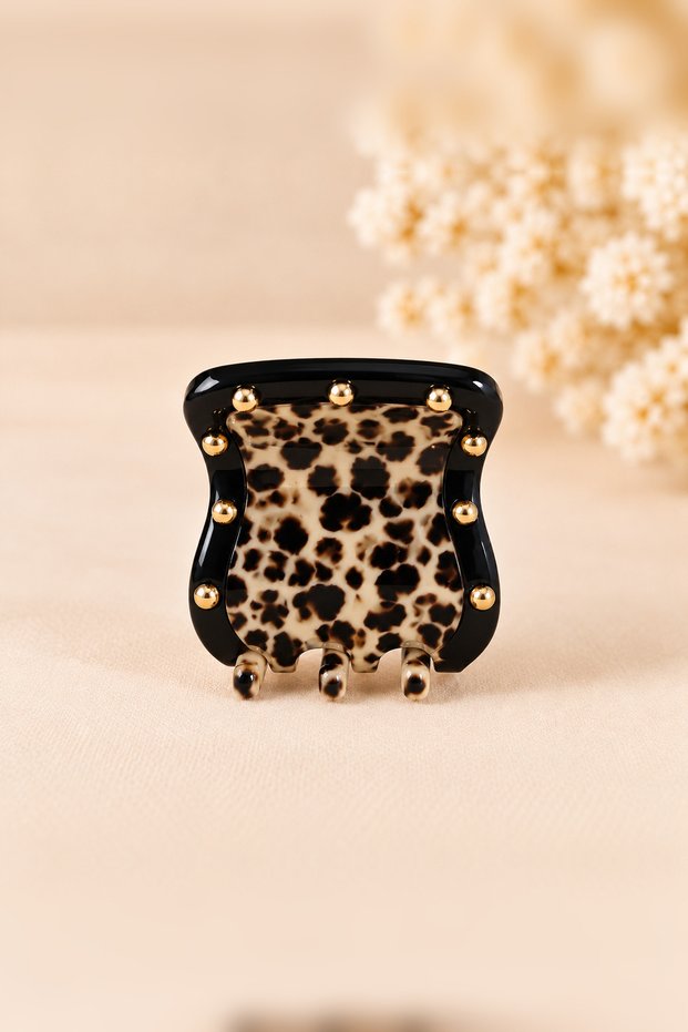 Bensei Gold Bead Detailed Frame Design Bone Clasp Buckle