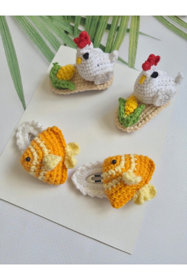 Cute Children's Hair Accessory with Chicken and Fish Figures, Pinterest Niche Series Hairpin, Handmade Crochet, Handcrafted, 4-Piece Snap Clip, Girls' Knitted Hair Accessory