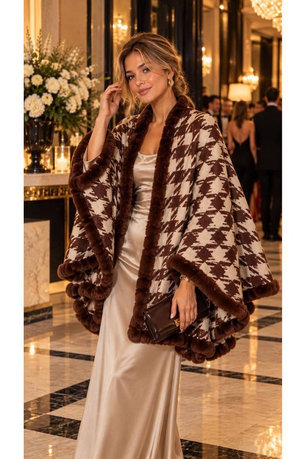 Brown Premium Faux Fur Houndstooth Patterned Woven Women's Poncho