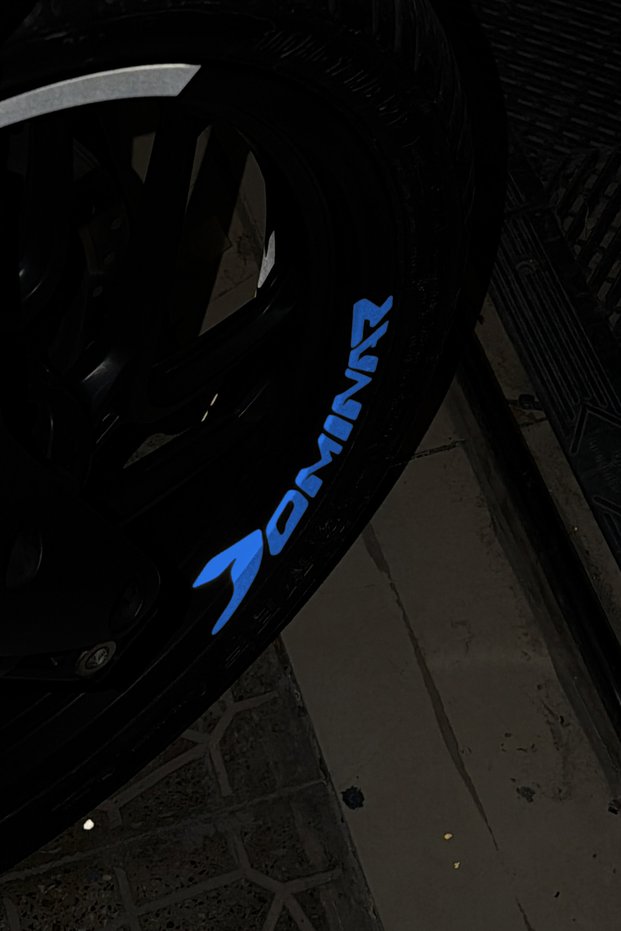 Reflective Dominar Wheel Rim Lettering Sticker for Bajaj Dominar Motorcycle Group (4 Pieces)