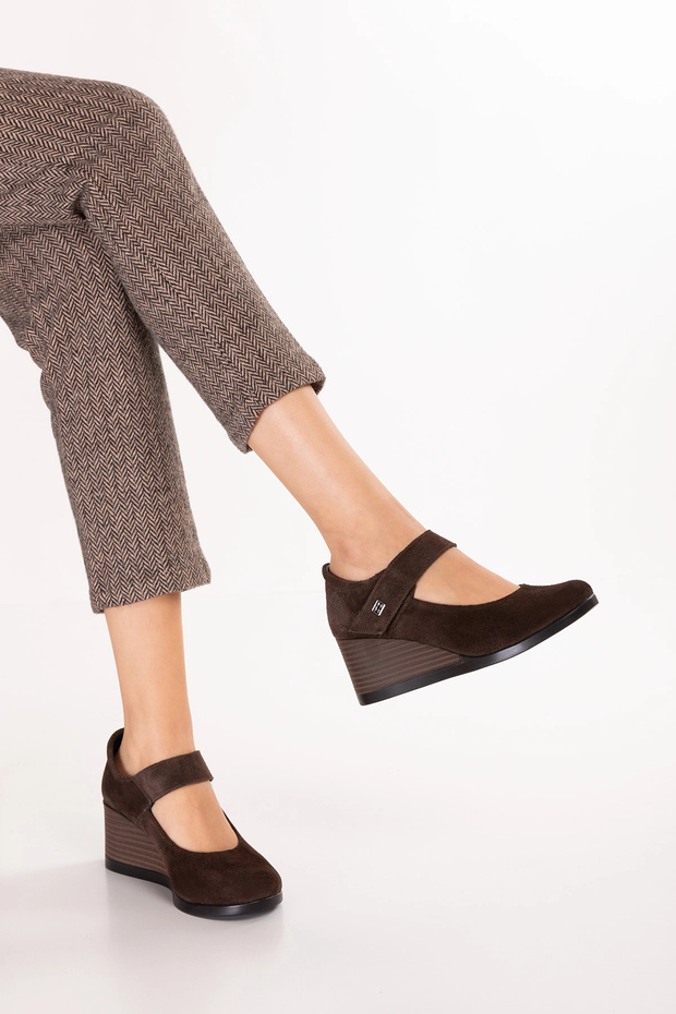 Genuine Leather Women's Wedge Heeled Shoes Msa.1942 Brown Suede