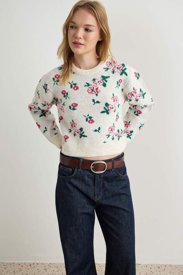 Ekru Çiçek Desenli Crop Triko Kazak TWOAW27KZ00345