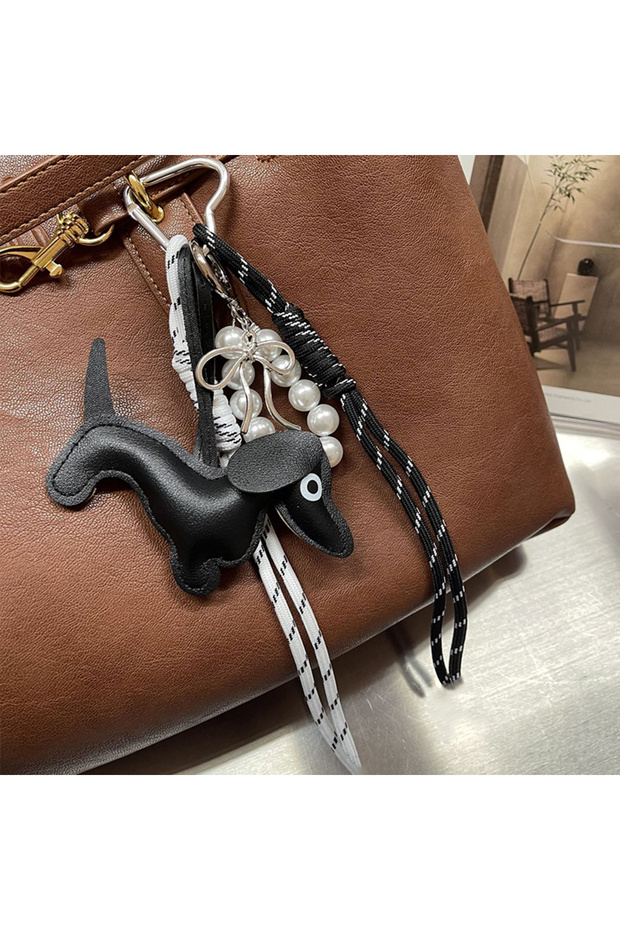 black pearl Leather Dachshund Bag Pendant Creative Keychain Lanyard bag Accessory Key Pendant Car Ke
