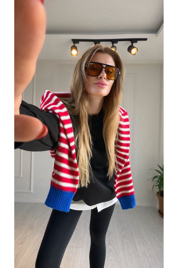 Removable Shirt Detail Crew Neck Sweatshirt