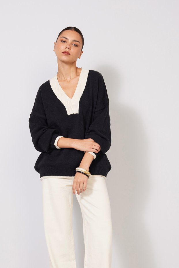 Contrast Color V-Neck Tricot Sweater Black-Raw Ecru