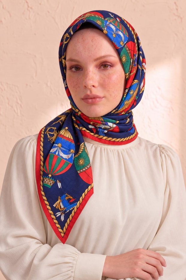 Retro 80's Vintage Balloon and Chain Pattern Red Soft Scarf & Foulard