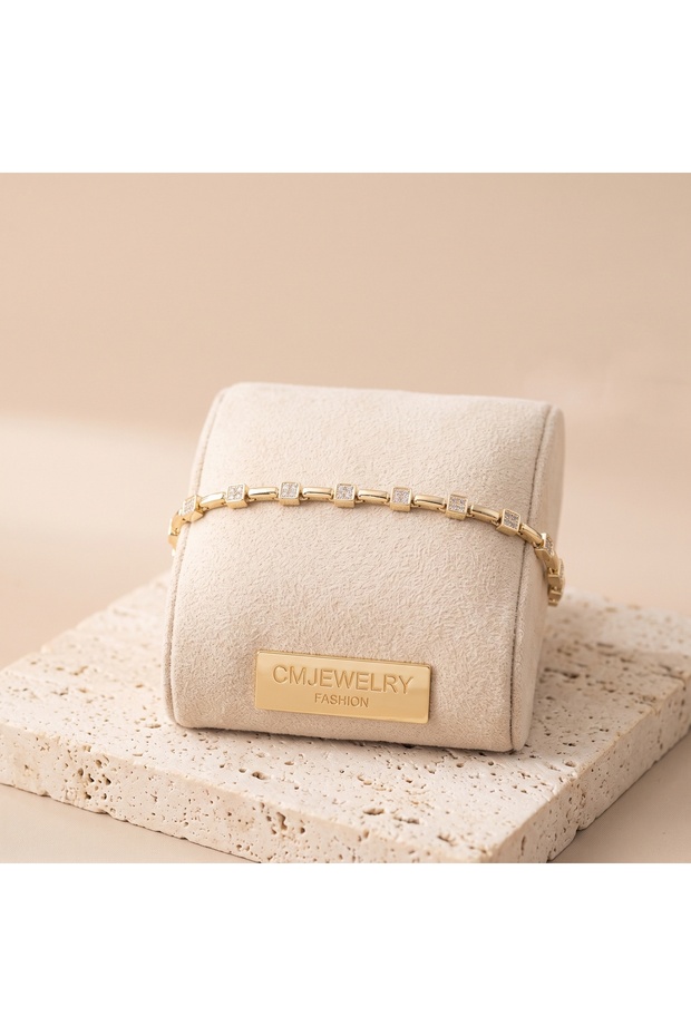 Vip Series 316L Steel Gold Color Luminous Cube Detailed Bar Model Elegant Bracelet 17+2 cm