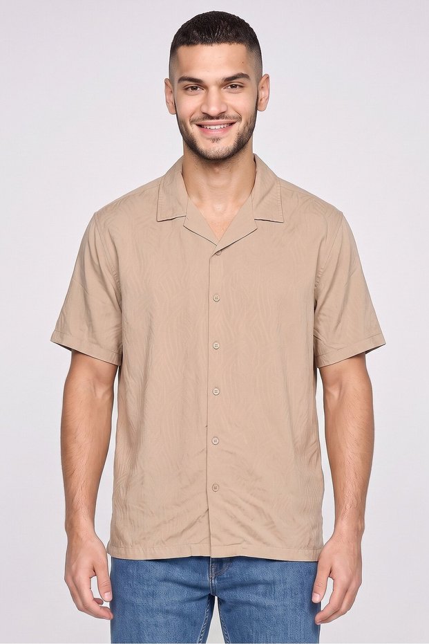 Men Regular Fit Textured Short Sleeve Casual Shirt, Tan
