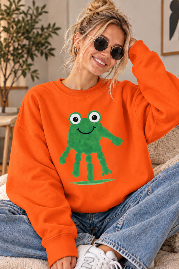 Handprint Cute Frog Printed Unisex Oversize Sweatshirt – Crew Neck Casual Sweatshirt
