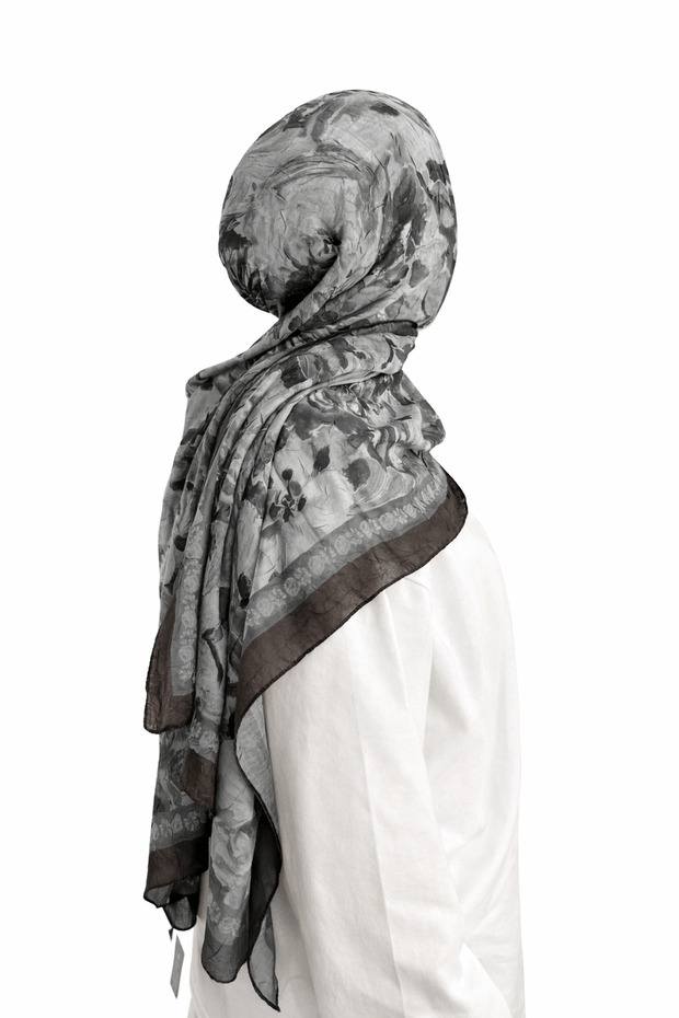 Batik Floral Pattern Shawl - Black & Petrol Green