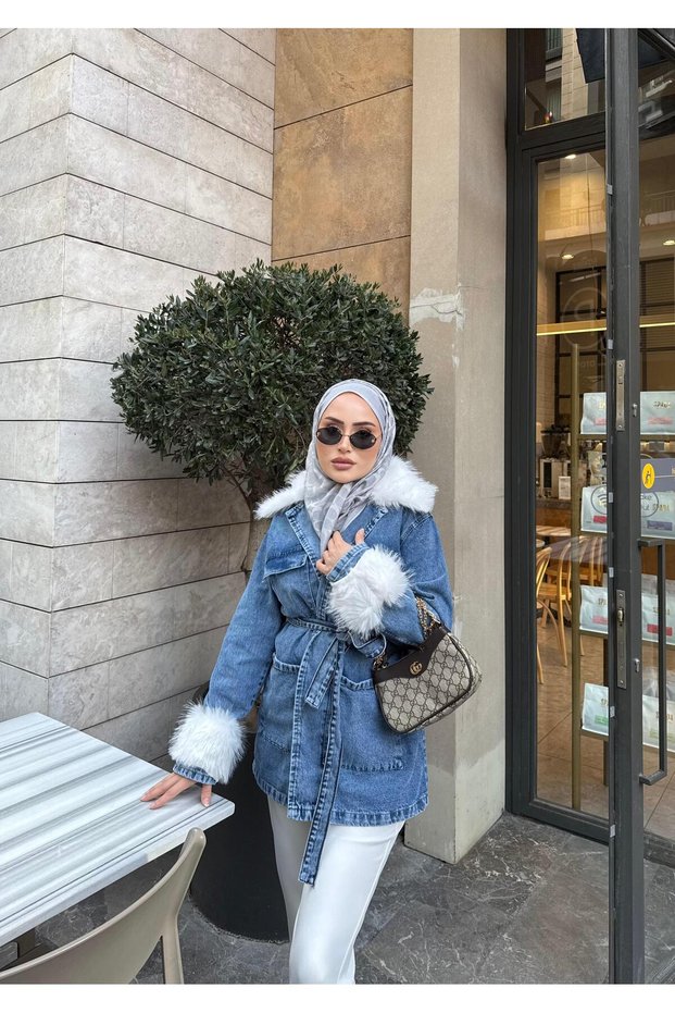 Women's Collar Fur Detailed Hijab Denim Jacket - Denim/White