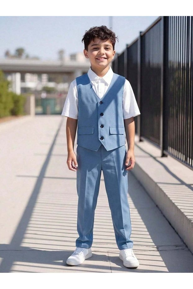 Costum, albastru
