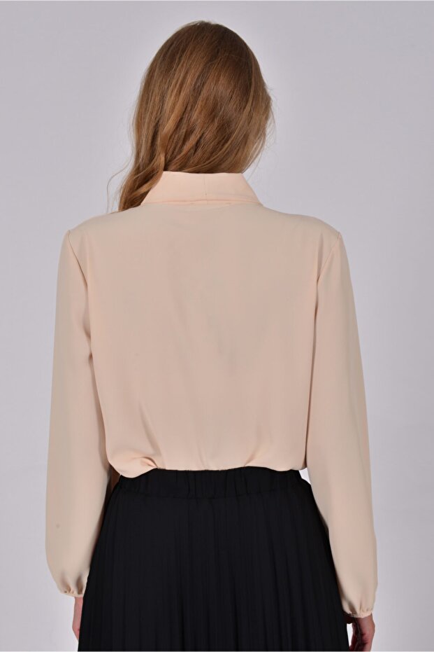 Kıravatlı Bluz - 3