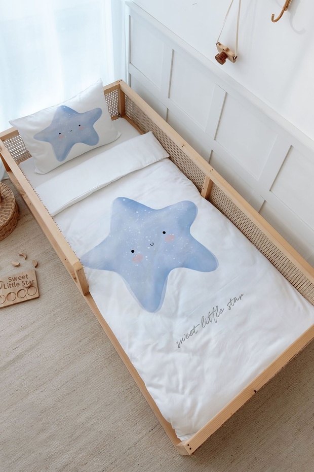 Montessori Duvet Cover and Fitted Sheet Set - Pure Baby Series - Fluffy Blue Star