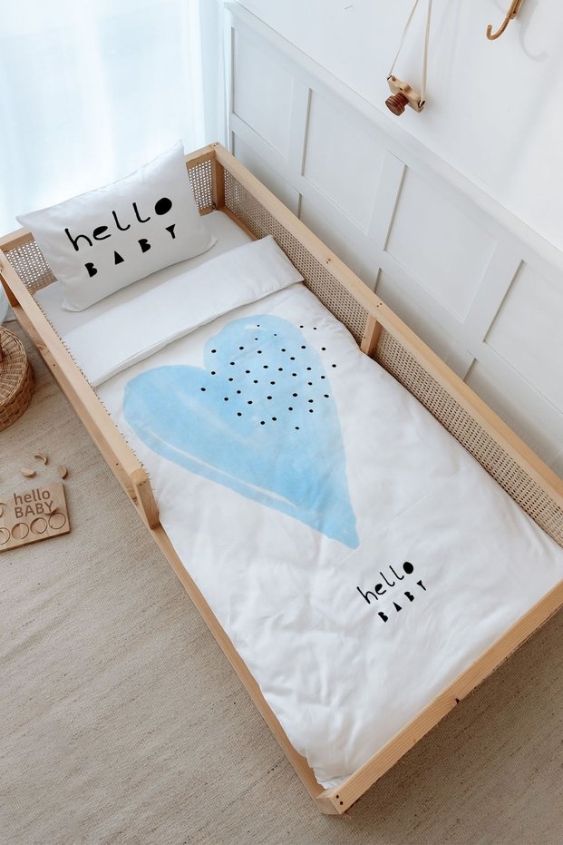 Montessori Duvet Cover and Fitted Sheet Set - Pure Baby Series - Blue Romantic Heart