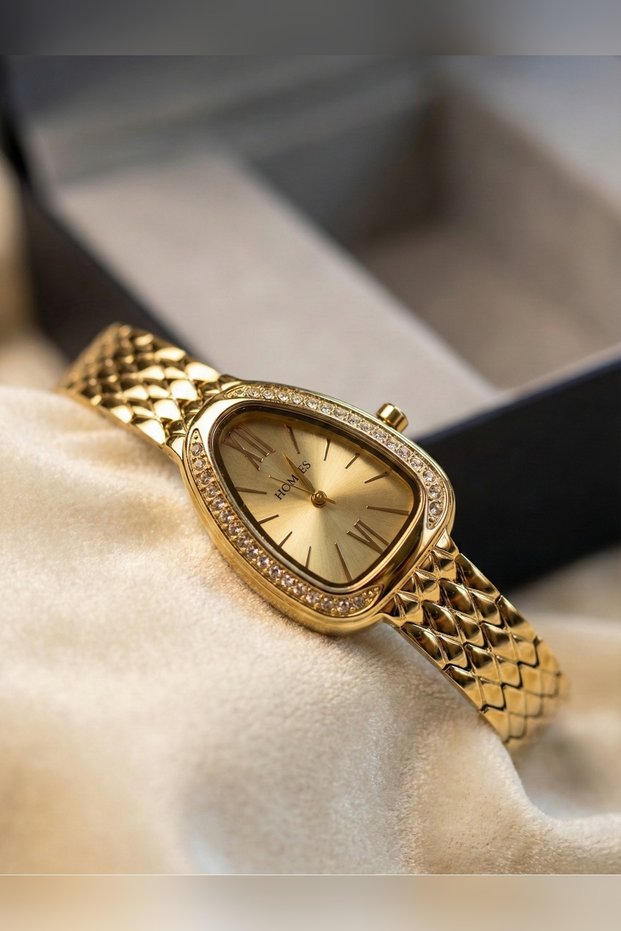 Italian Design, Luxury Women's Watch with Crystal Stone and Steel Band