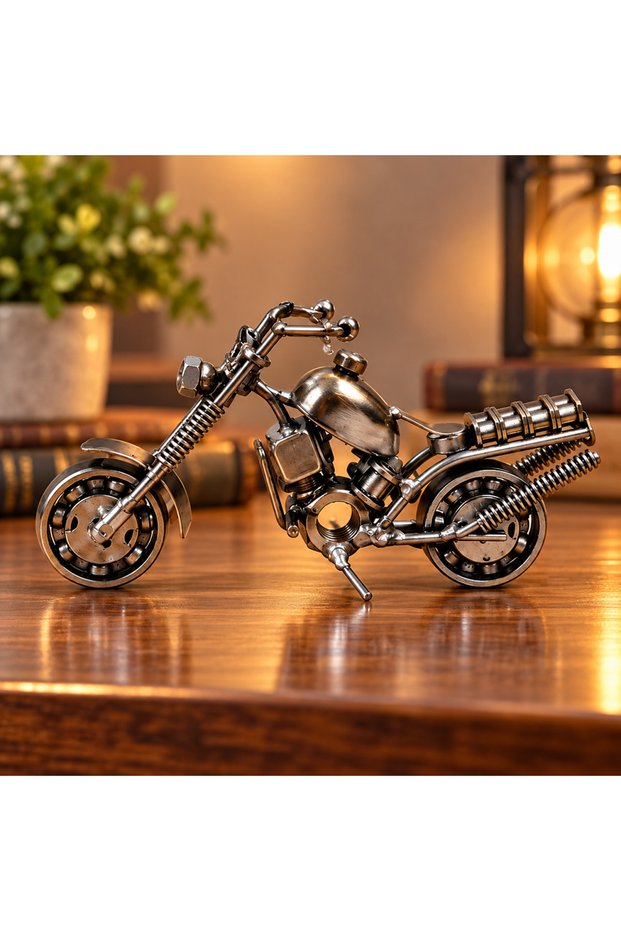 Metal Chopper Motorcycle Figurine Decorative Vintage Engine Model Gift Tabletop Ornament