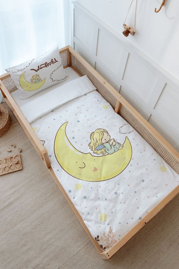 Montessori Duvet Cover and Fitted Sheet Set - Iconic Series - Dream Big