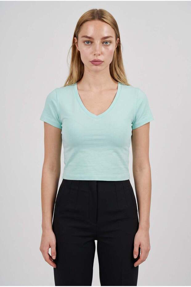 Women's Mint Color V-Neck Lycra Plain Basic Short Sleeve Crop Blouse