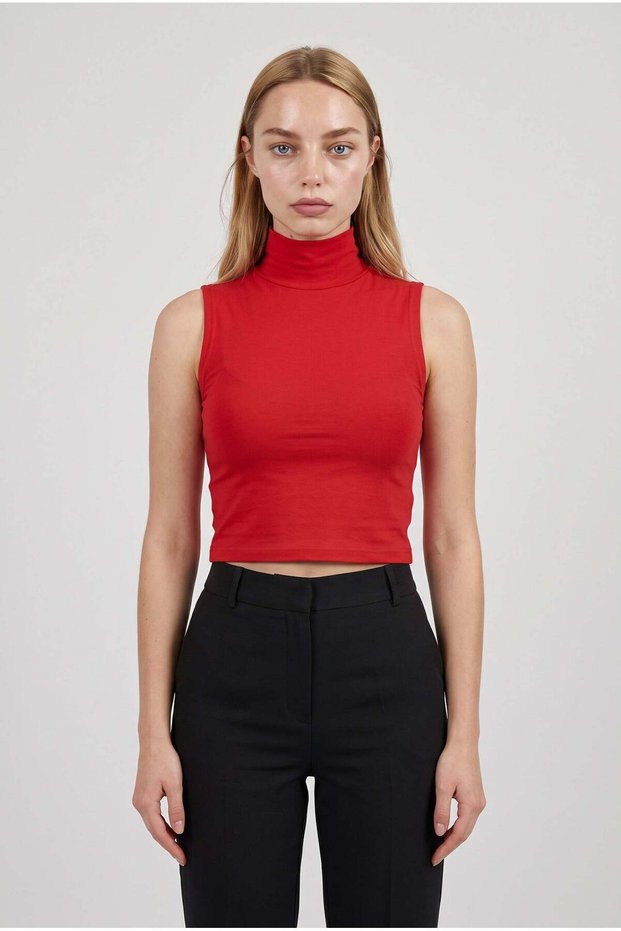 Women's Red Color Half Fisherman Collar Body-Fitting Basic Stretchy Athlete Crop Blouse