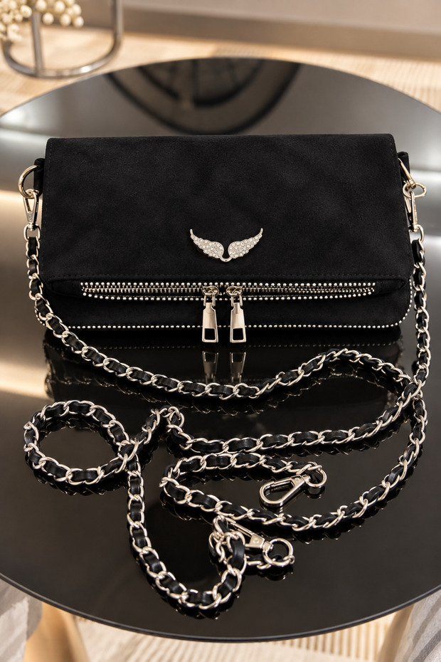 Women's Suede Bag with Chain Strap, Zipper Closure, Shoulder and Crossbody Bag, Stylish for Daily Use
