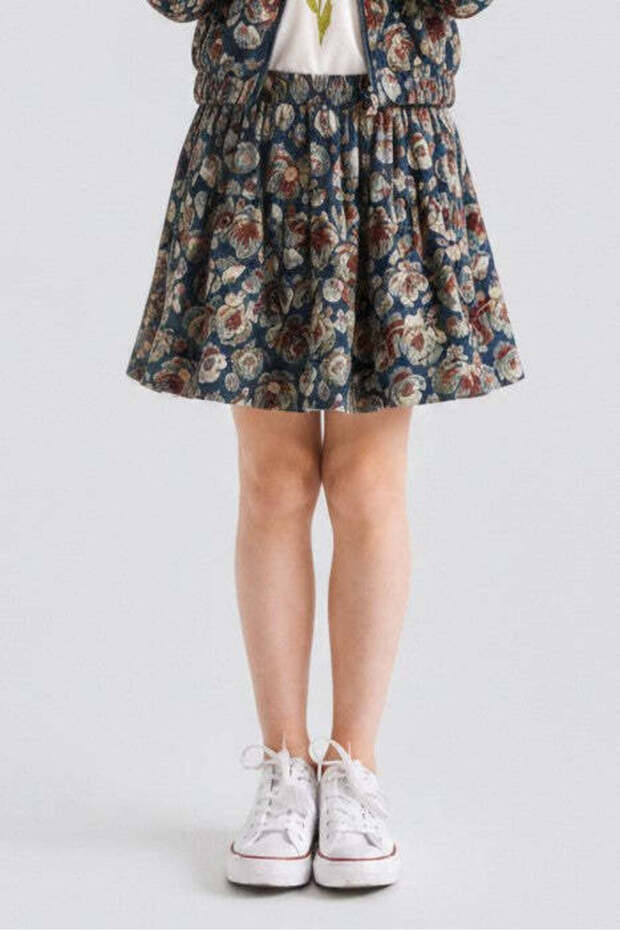 Girl's Skirt Age 4-8 52500