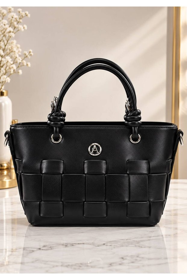 Women's a Quality Black 24X15 cm Hand and Shoulder Bag